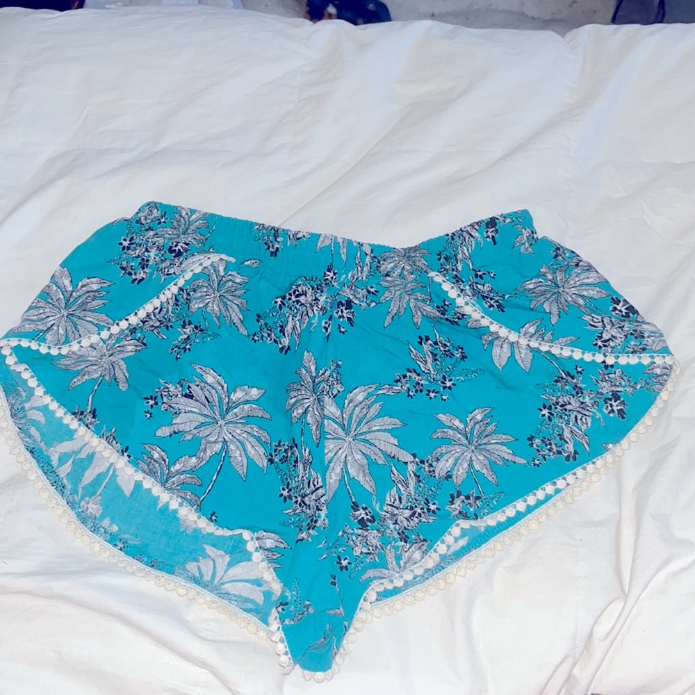 Iris Pom-Pom Tropical Festival Shorts Large